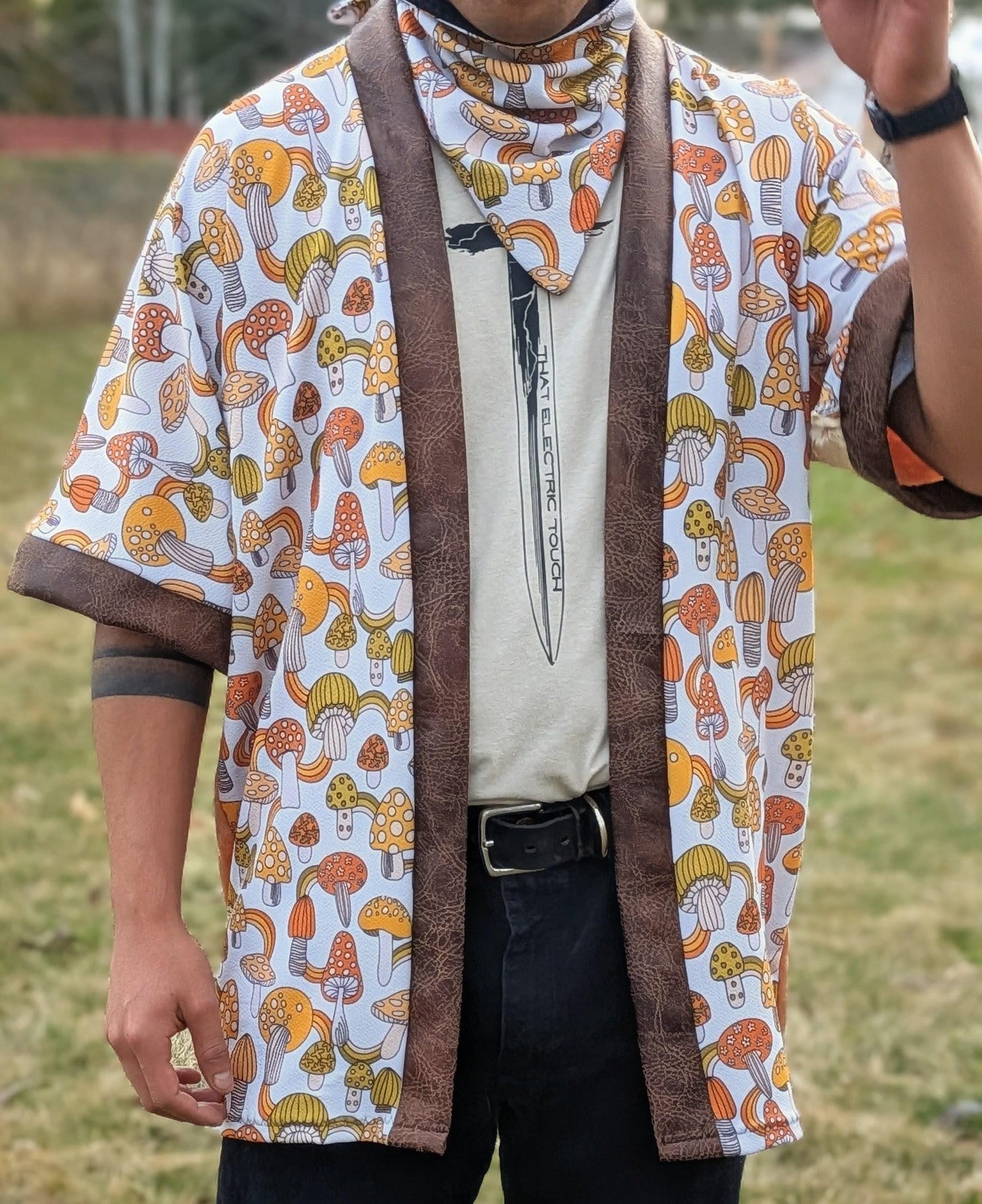 Retro Golden Velvet Mushroom Kimono