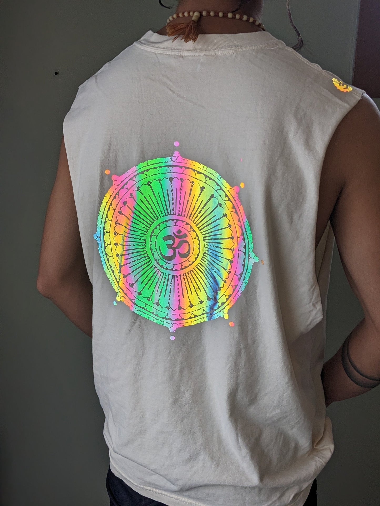 Reflective Om Graphic Cut Off Shirt